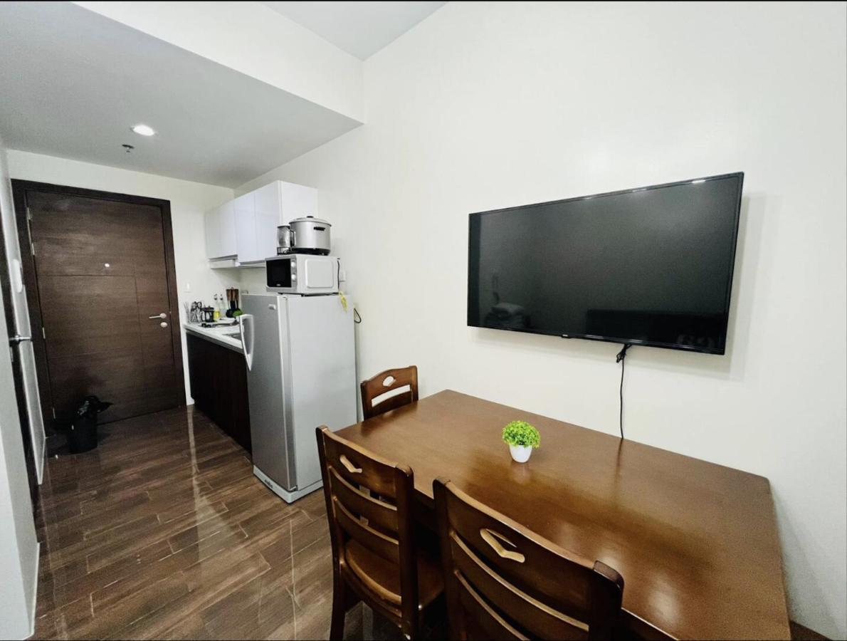 Air Residence Makati Manila Exterior photo
