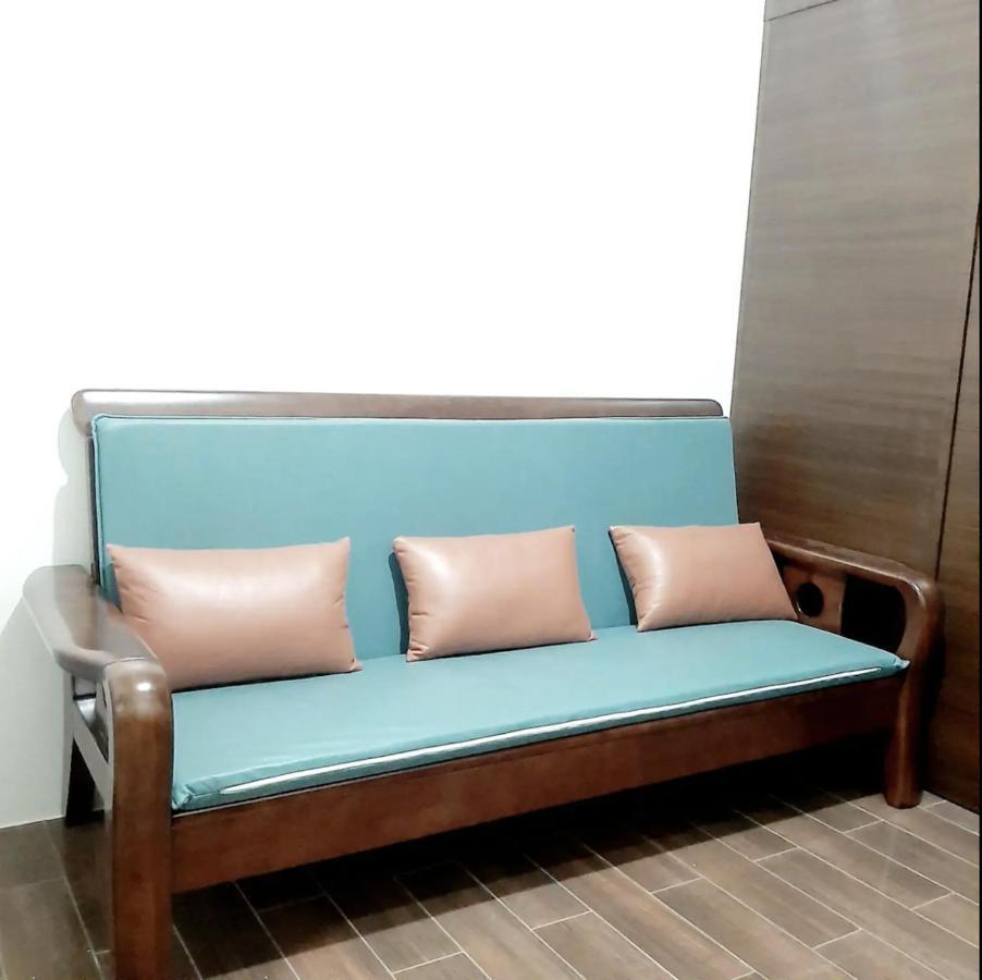 Air Residence Makati Manila Exterior photo